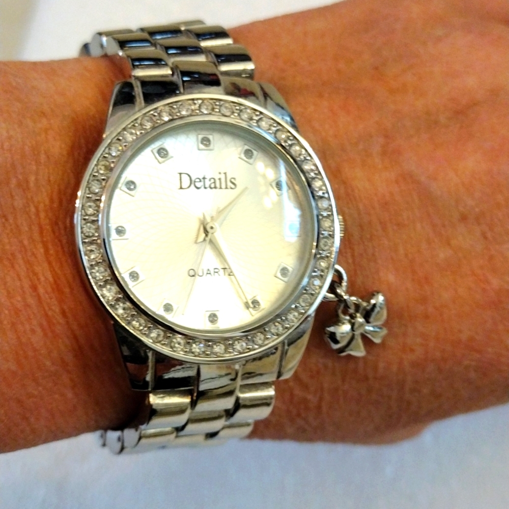 Details watch.
